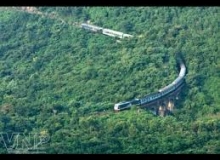 ĐẦU XUÂN TÀU QUA ĐÈO NGANG