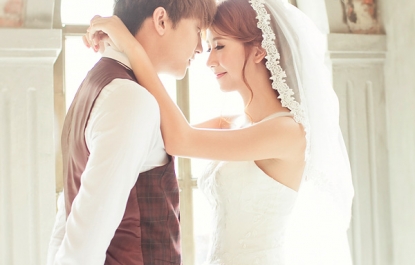 THƠ HÀI:RƯỢU VỀ NỊNH VỢ