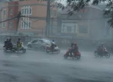 BÃO VÀO THÀNH PHỐ