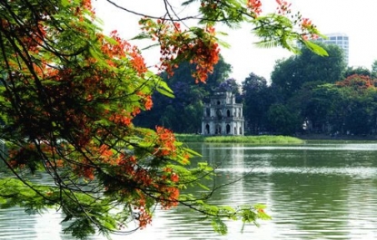 BẠN TÔI RA HÀ NÔI